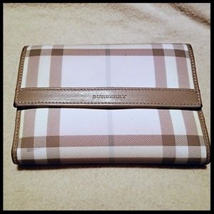 Burberry Pink Nova Check Wallet